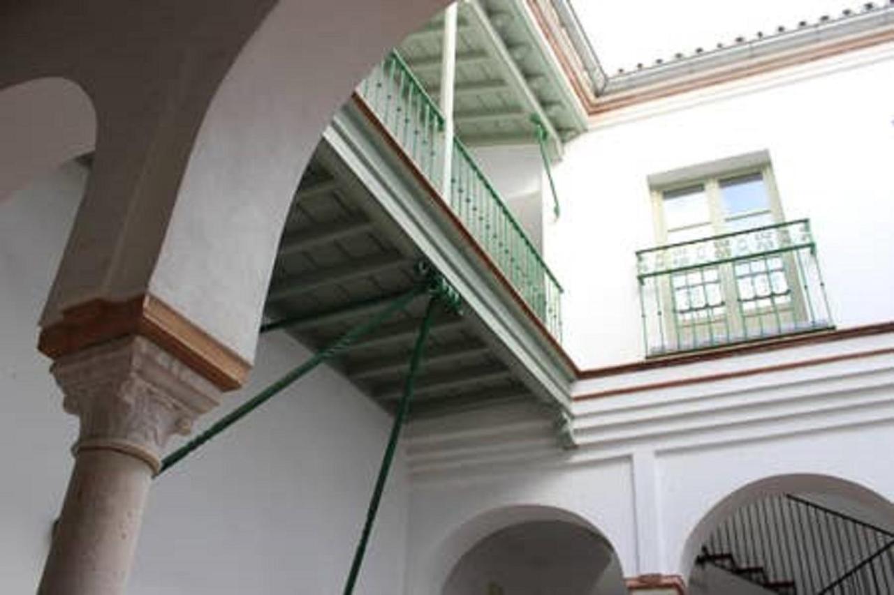 Sevilla Plaza Del Altozano Kültér fotó